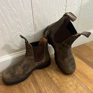 Blundstone Women’s Classic Chelsea Boots #585 Rustic Brown